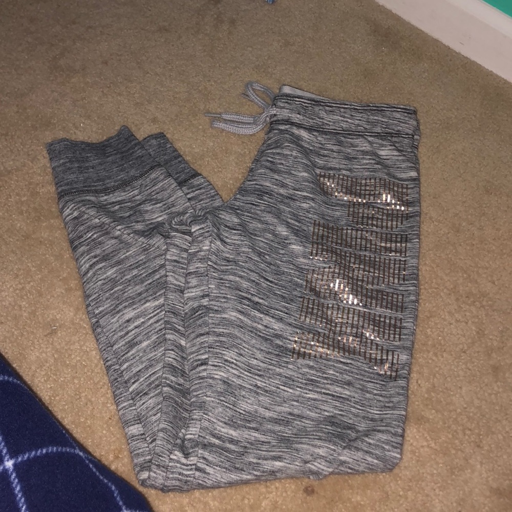 sweat pants